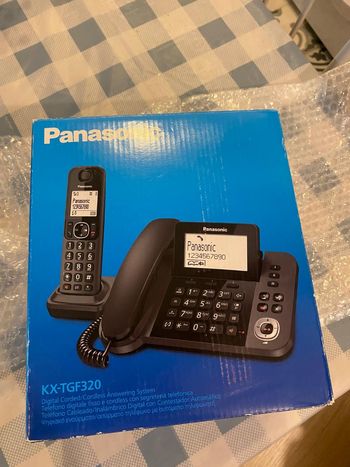 Téléphone fixe + base combiné sans fil Panasonic KX-TGF320 – Comme neuf – Complet –