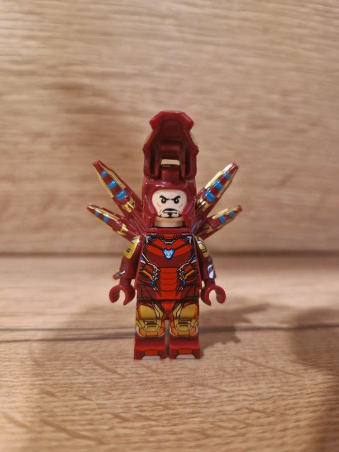 Figurine type lego Iron Man Marvel - photo numéro 2