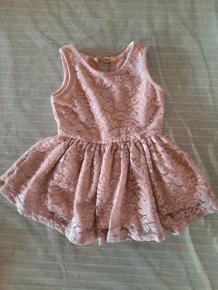 Robe dentelle