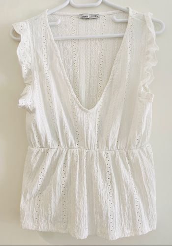 Top péplum broderie anglaise