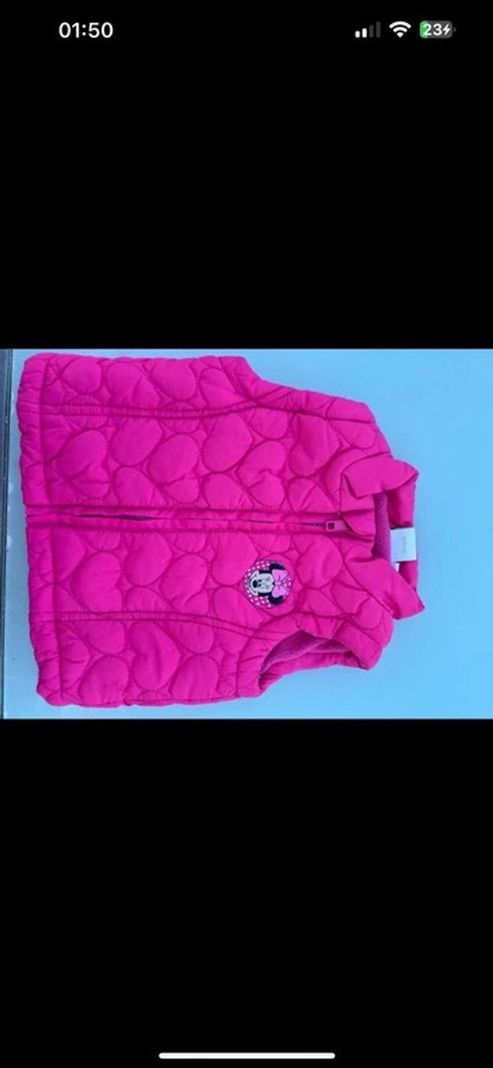 Bébé fille 3 mois – Doudoune Minnie + 7 pièces – 3€” - photo numéro 2