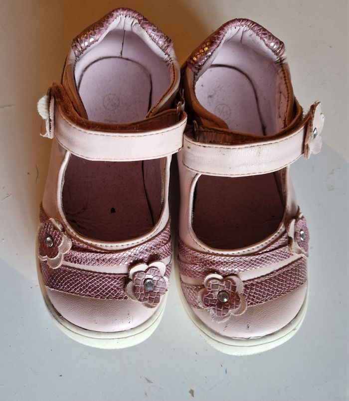 Petite chaussure rose pointure 23 marque kiadi - photo numéro 6