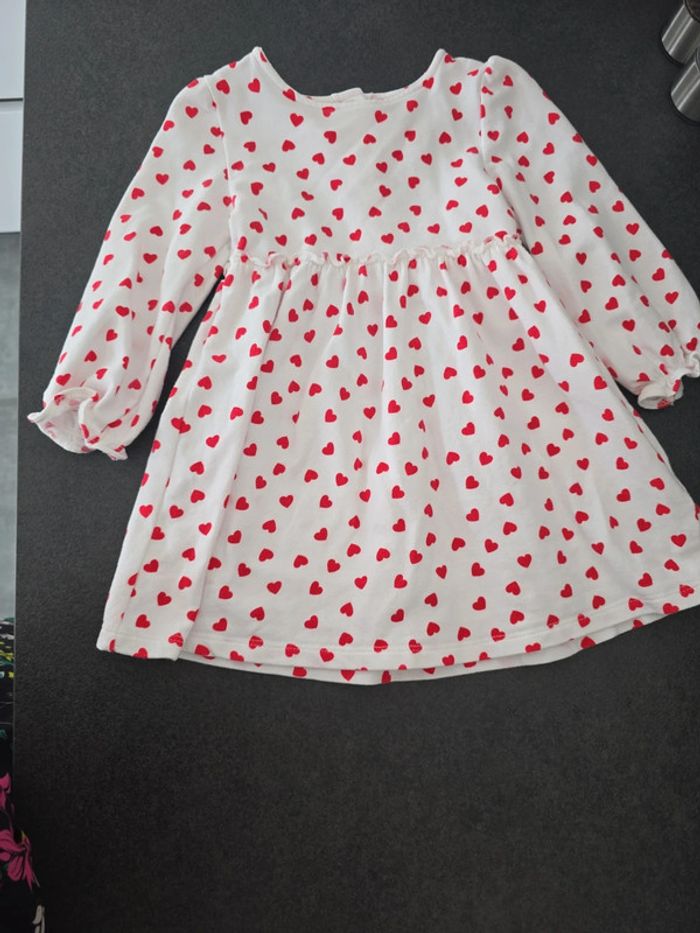 Robe Primark 12/18 mois