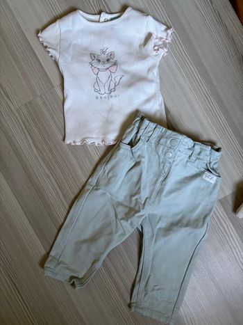 Tenue ensemble 2 pieces Marie aristochats 9 mois neuf Disney
