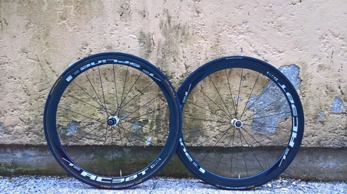 Paire de roues tubulaires DT Swiss RC 38 Carbon SPLINE 1310 g