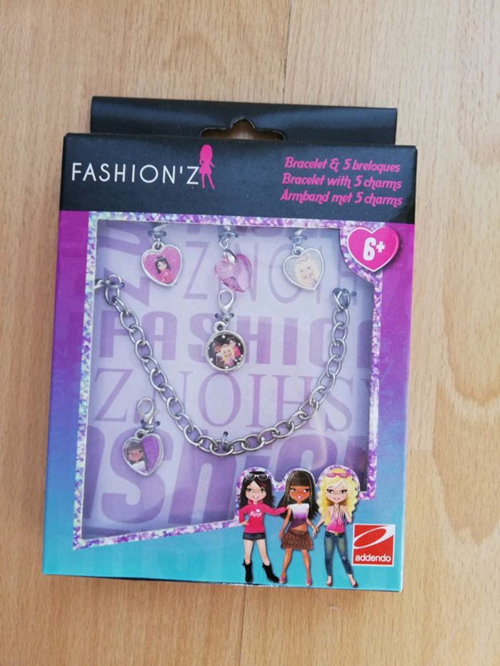 Bracelets et breloques neuf