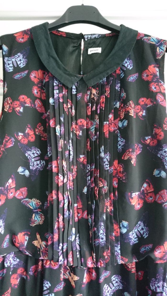 Robe sans manches pimkie col claudine taille M avec motif papillon - photo numéro 2