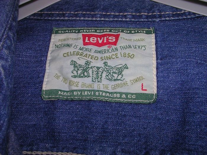 Chemise neuve Levis - photo numéro 2