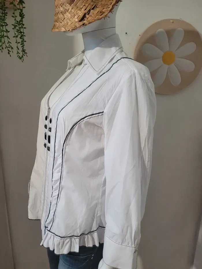 Chemise blanche - photo numéro 4