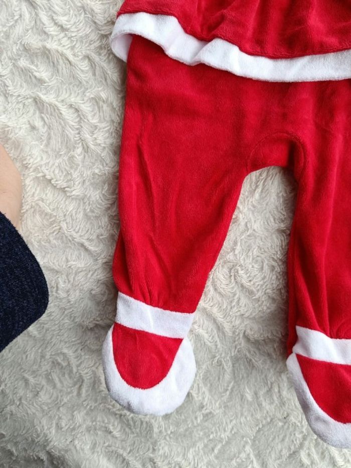 Pyjama grenouillère velours Fille 9 mois cœur Père mère Noël Tex Baby - photo numéro 5