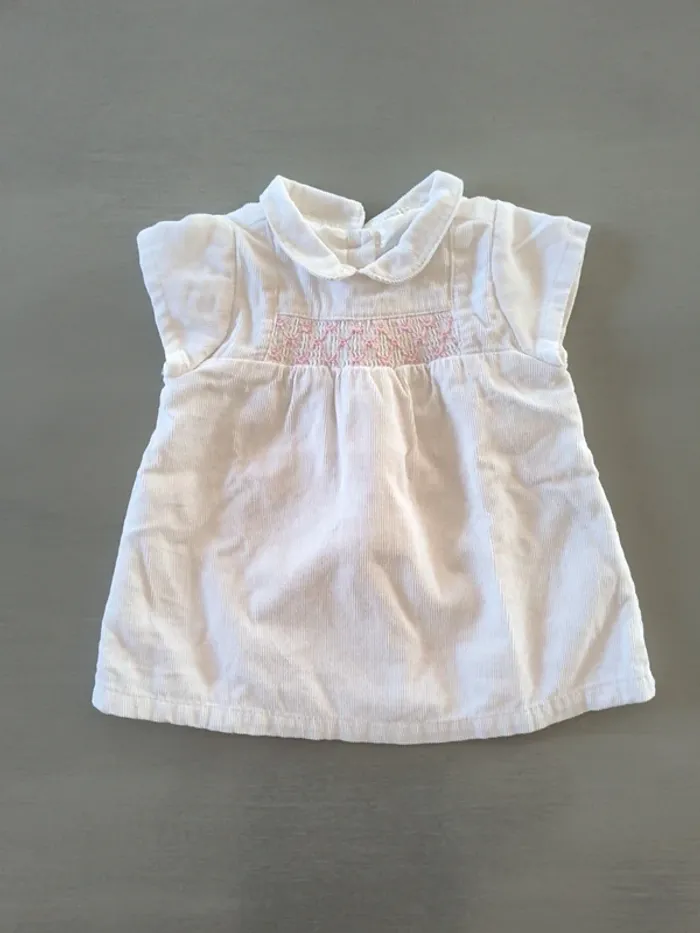 Lot 1 mois 8 pièces (robes, short, gilet, Tee shirt, collant) - photo numéro 6