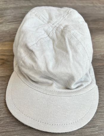 Casquette 3/6 mois gris clair