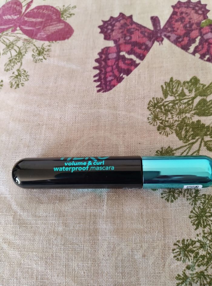Mascara hero volume et waterproof flormar - photo numéro 2