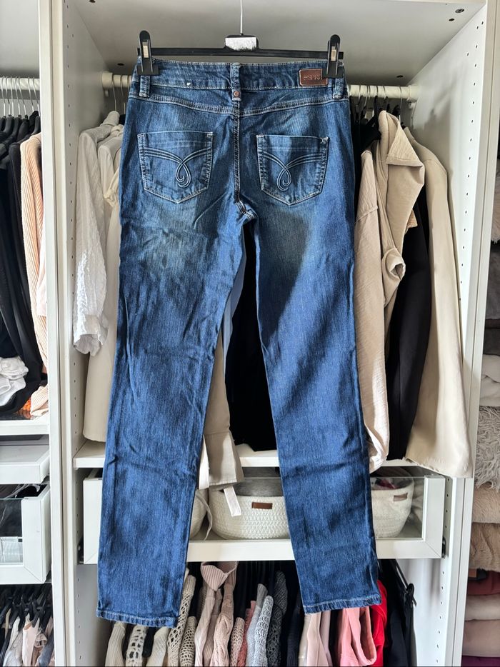 jeans esprit 26/32 - photo numéro 2