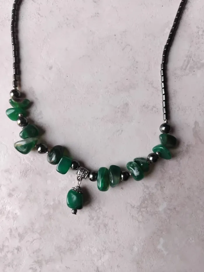 Collier artisanal ethnique en pierres Vertes naturelles - photo numéro 2