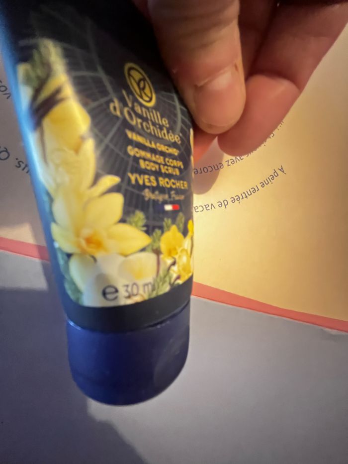 Soin du corps, gommage vanille orchidée - photo numéro 3