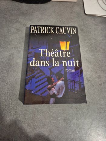 théâtre dans la nuit