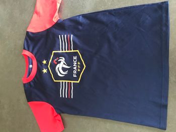 t shirt  FFF  ans 