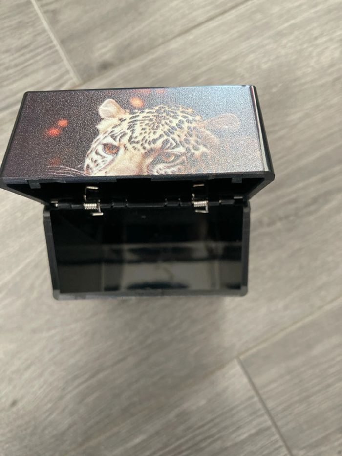 Boîte à cigarette tigre - photo numéro 3