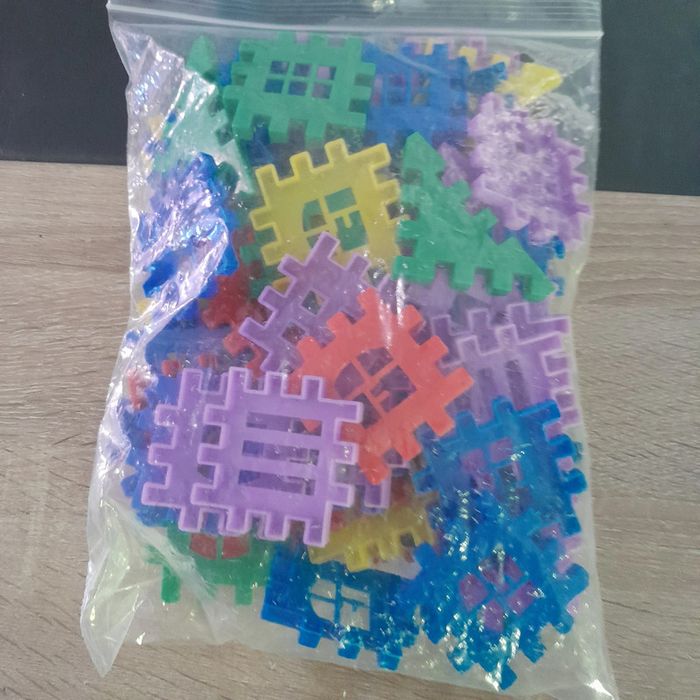 jeu de construction en plastique - photo numéro 2