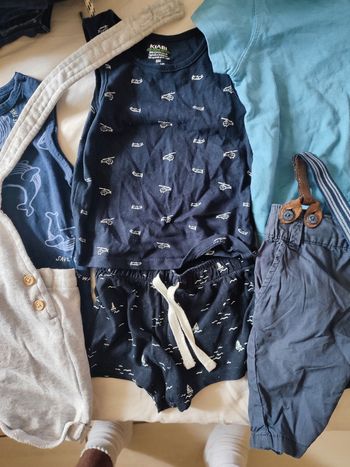 Lot de vêtements 6 mois
