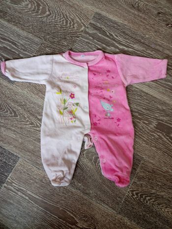 Pyjama rose 1 mois sans marque