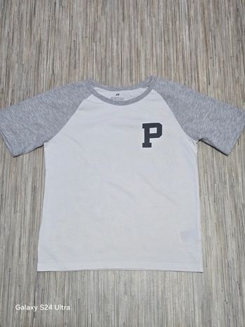 T-shirt blanc et gris - H&M - Taille 134/140 cm