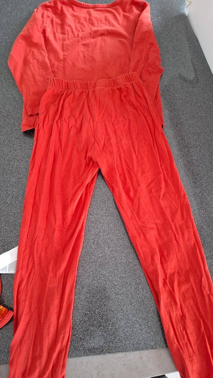 Pyjama 7-8 ans - photo numéro 3
