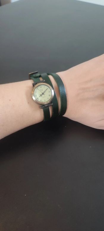 Montre cuir femme vert neuve