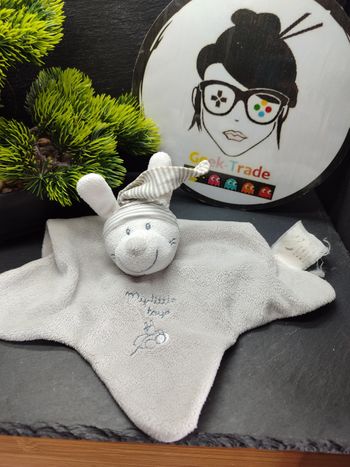 Doudou lapin nicotoy étoile gris blanc rayé bonnet my little toy
