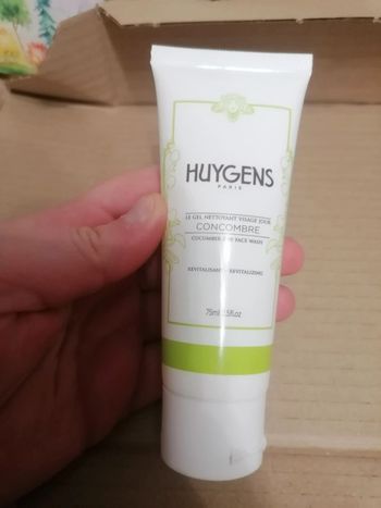 Gel nettoyant visage jour. Huygens