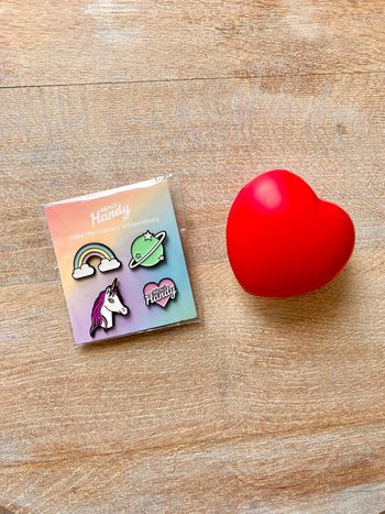 Merci Handy Lot de 4 Pins Rainbow Colorés - Neufs
