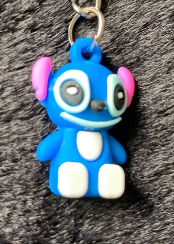 Adorable petit porte-clés Stitch neuf