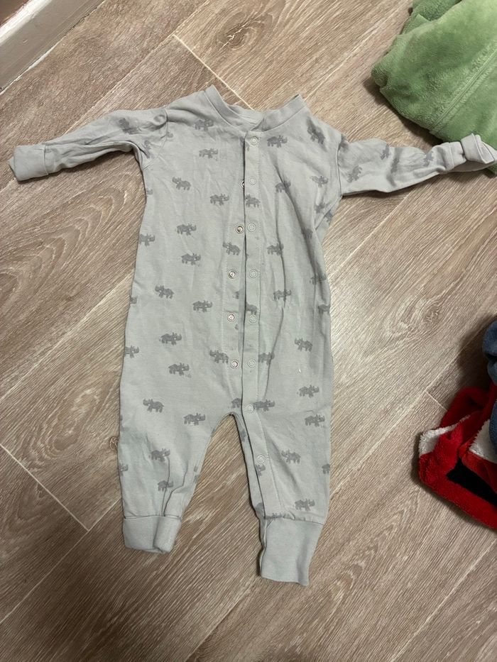 Lot pyjamas bébé 6 mois garçon - photo numéro 9