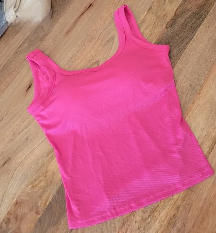 Top avec brassière rembourrée intégrée - photo numéro 2