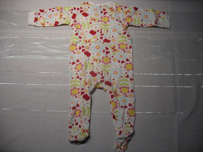 PYJAMA FIN BLANC A FLEURS BÉBÉ FILLE "H&M" - 6 MOIS - n°01 - photo numéro 5