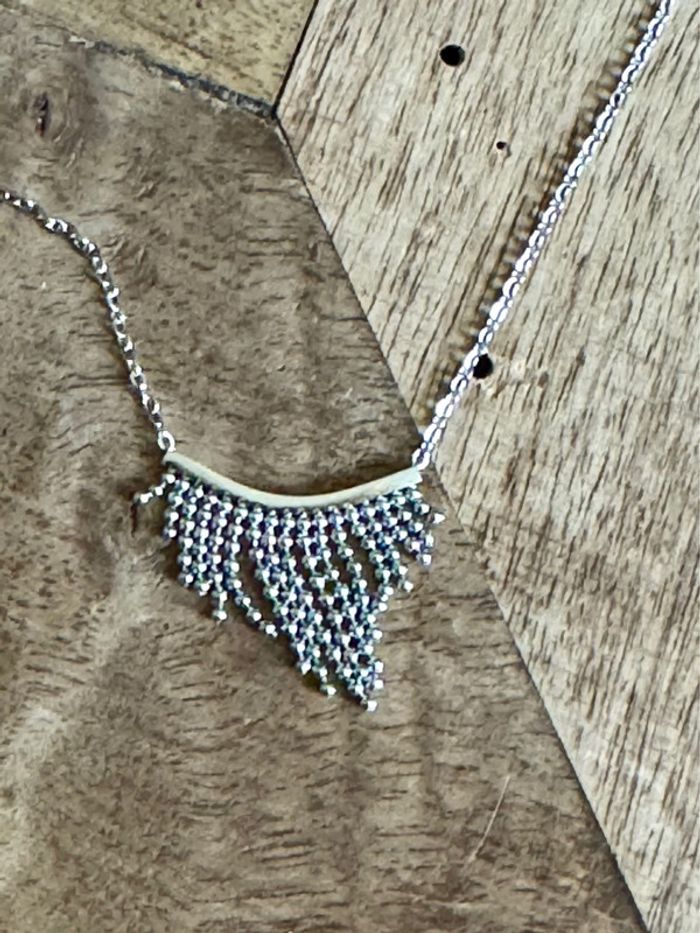 Collier réglable acier inoxydable or V en petite chaînes boules - photo numéro 3