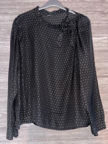 Blouse vero moda taille M tbe noeud au cou