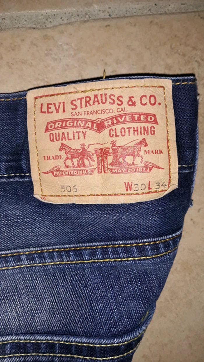 Levis 506 standard - photo numéro 2