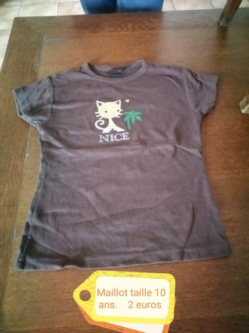 Maillot de marque Paris Street art