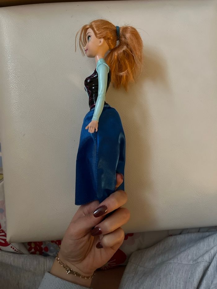 barbie Anna de la reine des neige - photo numéro 3