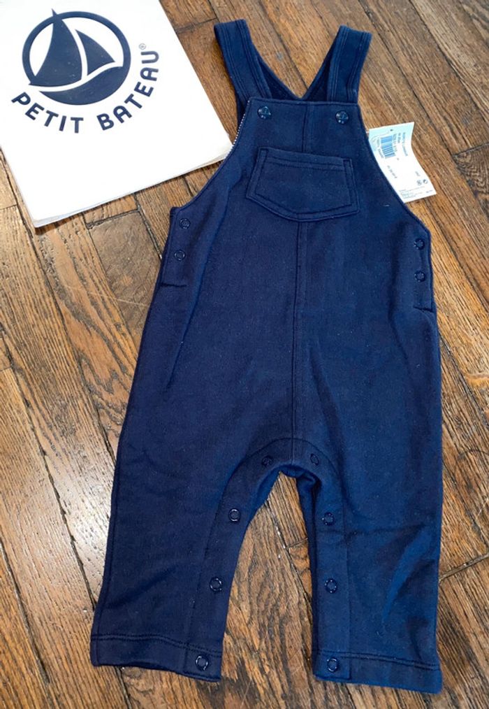 salopette Petit Bateau 6 mois neuf avec étiquette