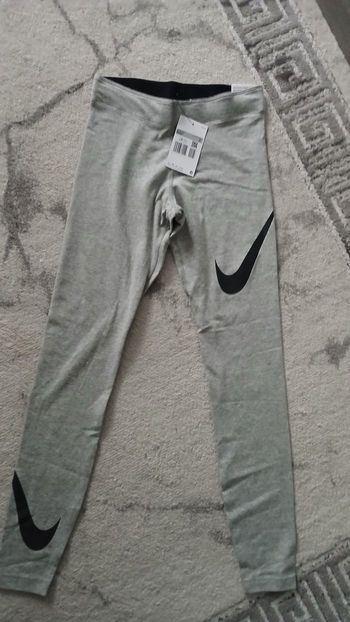 Legging nike neuf taille XS