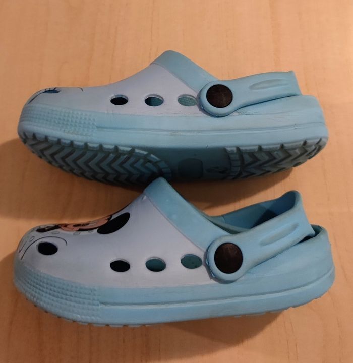 Paire de crocs 🐦 Mickey 🎈 Mousse 🌈 26/27 - photo numéro 7