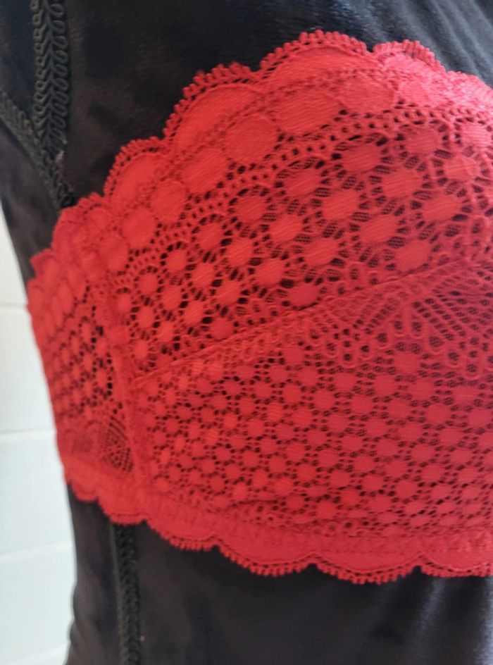 Soutien-gorge Bandeau dentelle rouge Etam - photo numéro 2