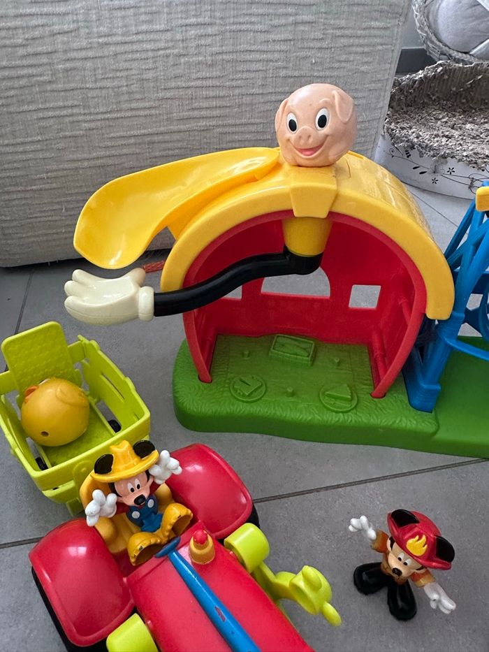 Lot tracteur + remorque Mickey + camion de pompiers Mickey – Bon état - photo numéro 4