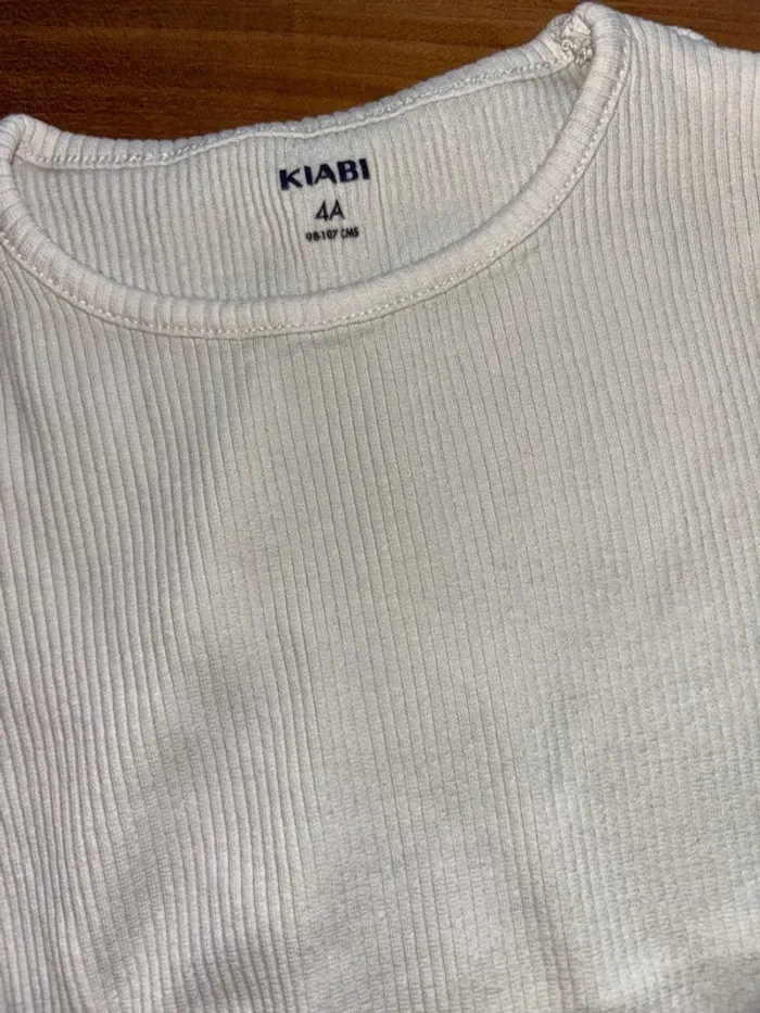 Lot de 2 haut kiabi 4 ans/salopette short orchestra 5 ans - photo numéro 3