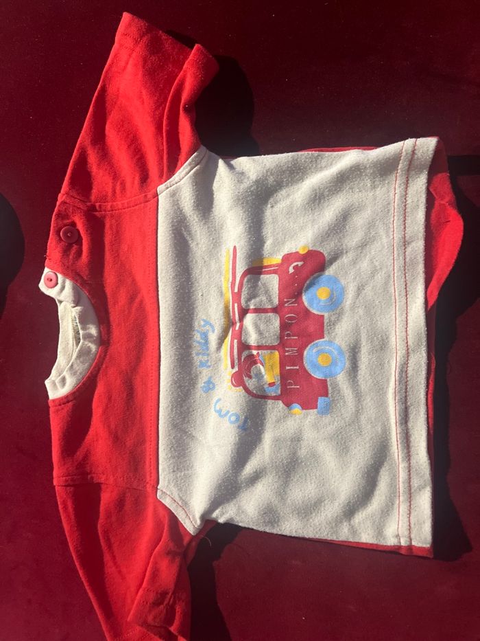 Lot t-shirt +manteau 6mois - photo numéro 2