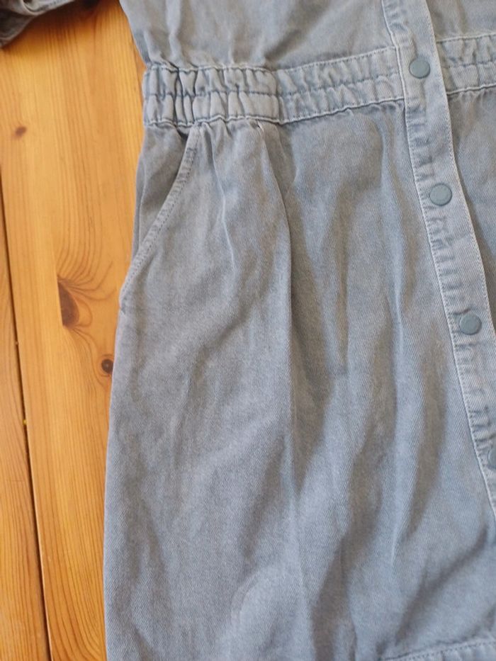 Robe en jean à boutons pressions et manches courtes - photo numéro 3