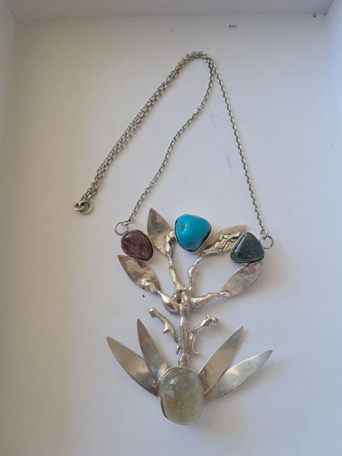 Grand pendentif pectoral argent et pierres polies